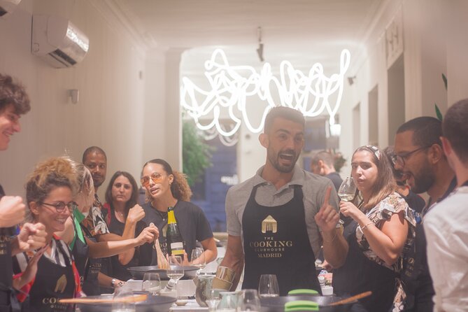Taste of Spain: Tapas Cooking Class with Bottomless Wine Pairing - Key points at a glance