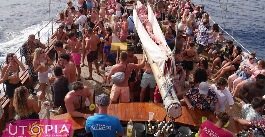 Tenerife: Boat Party with Open Bar and DJs - Key points to know before booking