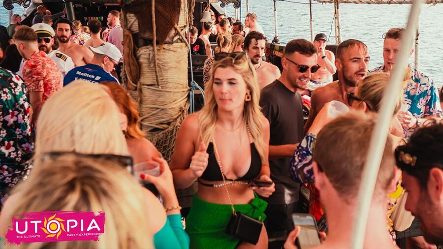 Tenerife: Boat Party with Open Bar and DJs - Music from house to R&B