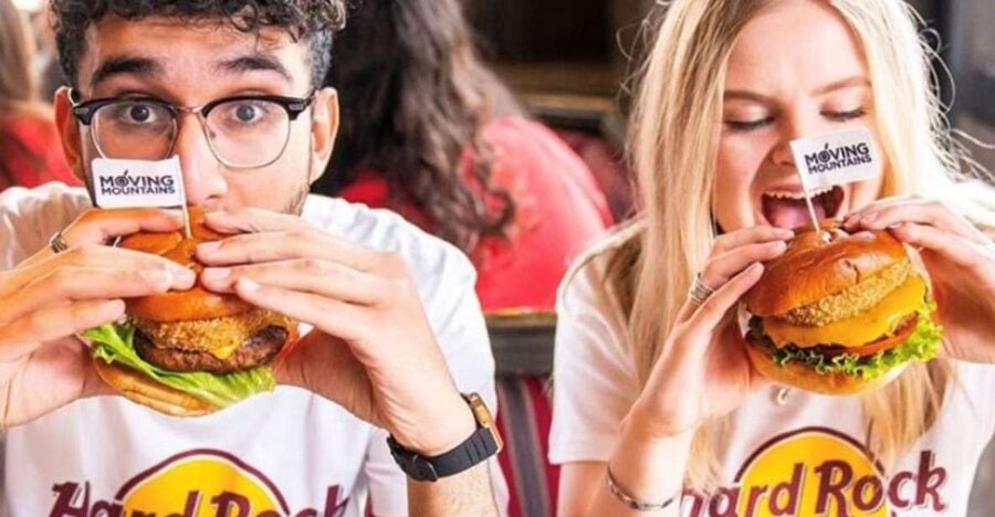 Tenerife: Hard Rock Cafe Set Menu Lunch or Dinner & Drink - The details that matter most