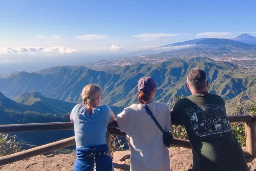 Tenerife: Hiking Tour in Anaga Mountains & Enchanted Forest - Alex as the person leading the day