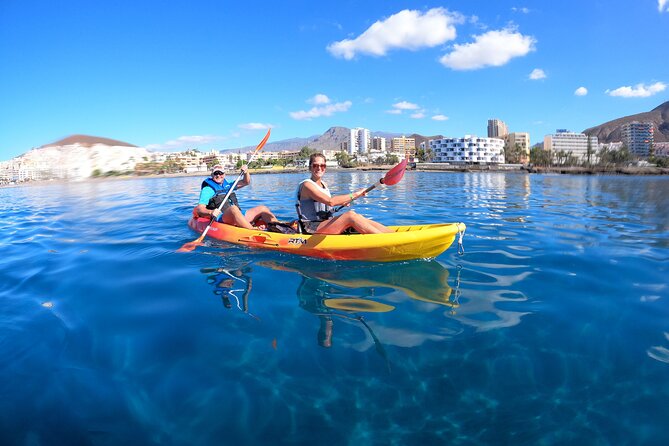 Tenerife: Kayak and snorkel with marine life safari - Paddling from the beach toward Pal Mar Cave