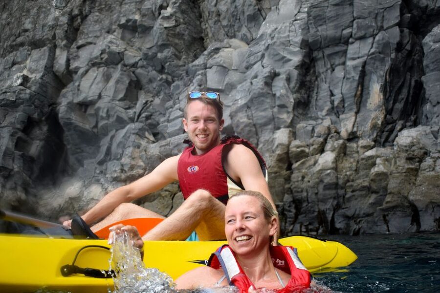 Tenerife: Kayak and Snorkel with Turtles, Wetsuits Included - The secluded bay and snorkeling break