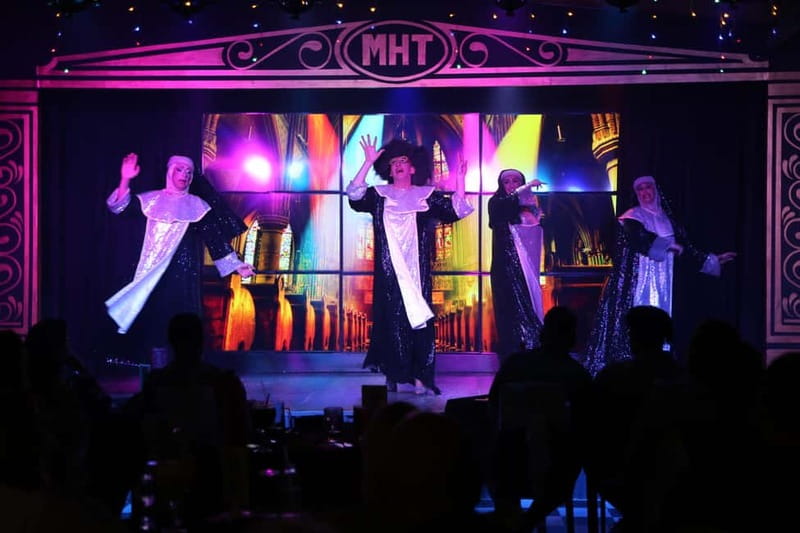 Tenerife: MHT - Music Hall Tavern Comedy Drag Dinner Show - The main production mixes drag, music, and slapstick