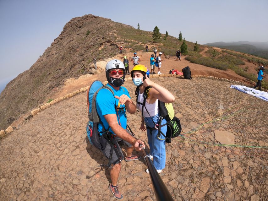 Tenerife: Paragliding with National Champion Paraglider - Who will enjoy this flight most