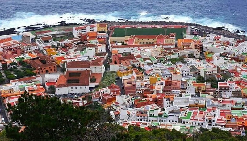 Tenerife: Teide, Icod de los Vinos & Garachico Full Day Tour - Garachico: a historic port with lava-made swimming pools