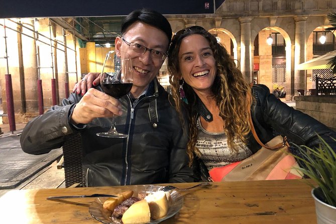 The Award-Winning Bilbao Food Tour & Wine Pairing by Basque Local - The guides make the evening personal
