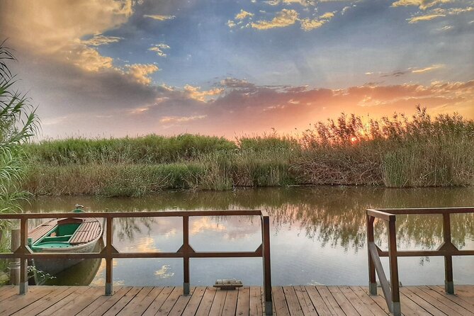The Original Albufera Tour: Barraca, Boat Ride & Local Guide - El Palmar, fishing homes, and a changing village