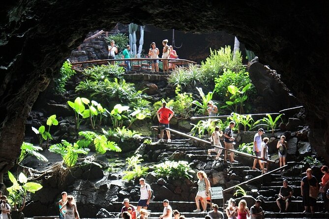 Timanfaya, Jameos Agua & Cueva Verdes - Highlights Lanzarote - Geothermal heat at Islote de Hilario