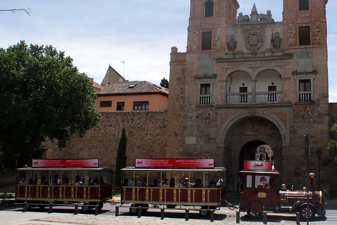 Toledo Full-Day Walking Tour with Guide from Madrid - Toledo Cathedral is the day’s major interior