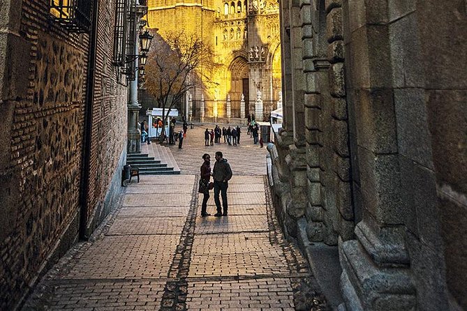 Toledo Full-Day Walking Tour with Guide from Madrid - Santo Tomé and El Greco