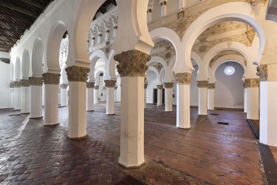 Toledo: Tourist Bracelet with Entry to 7 Attractions - Monastery of San Juan de los Reyes: architecture with political purpose