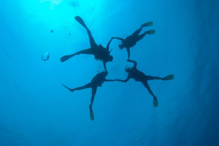 Tossa de Mar: PADI Discovery Scuba Diving in Costa Brava - Learning to breathe underwater, one step at a time