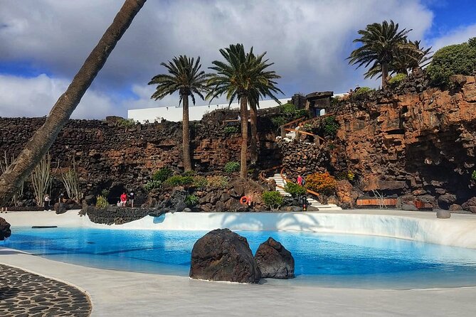 Tour to Timanfaya, Jameos del Agua, Cueva de los Verdes and viewpoint from the cliff - Guinate Cliff Viewpoint and the Valley of Haría