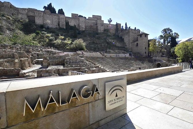 Ultimate Malaga History & Tapas - All Included Full Experience - Why the small group improves the history walk