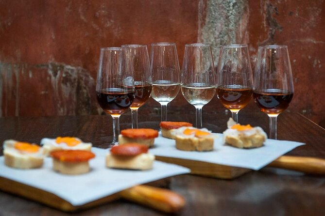 Ultimate Seville Tapas, Wine & History Small Group Tour - The guide can make or break the evening