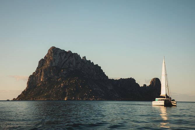 Unforgettable Catamaran Experience in Formentera - LAGOON 400 - Why this catamaran day works so well