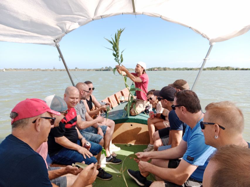 Valencia: Albufera Jeep and Boat Tour - El Saler beach, swimming, tapas, and drinks