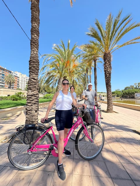 Valencia: City Highlights Guided Bike Tour - The City of Arts and Sciences in 30 minutes
