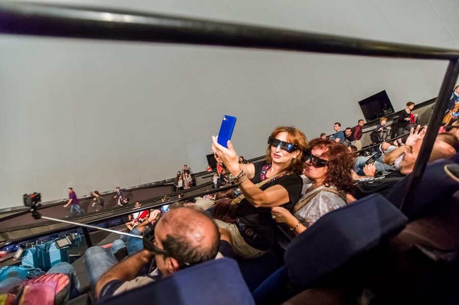 Valencia: City of Arts and Science 3D Movie at Hemisfèric - How the ratings fit the experience