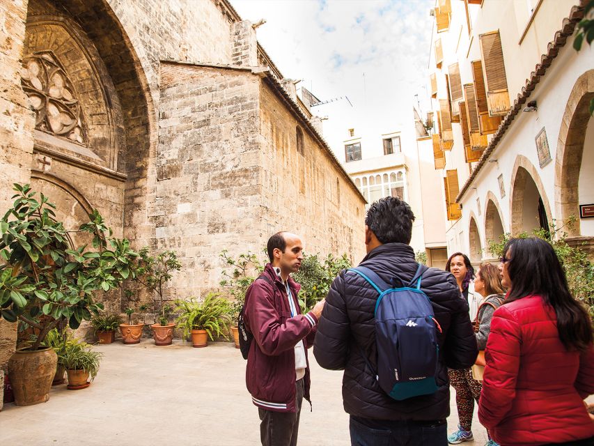 Valencia: Essentials and World Heritages Sites Walking Tour - Valencia Cathedral and the old town’s layers