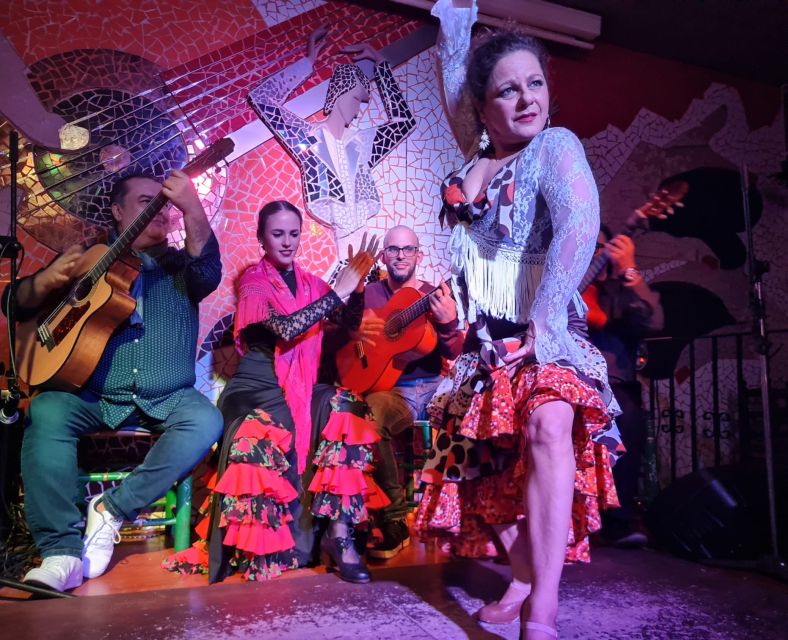 Valencia: Flamenco at Toro y La Luna with optional Dinner - Dinner: what you are likely to eat