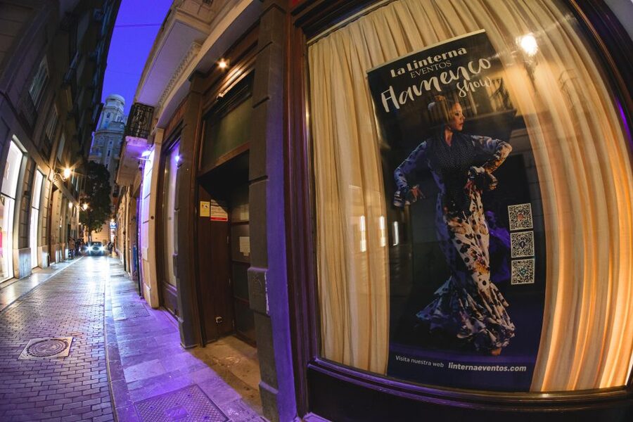 Valencia: La Linterna Flamenco Show - Planning your evening around the show
