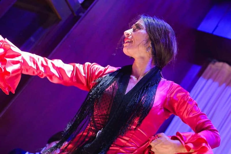 Valencia: La Linterna Flamenco Show - What the 50-minute flamenco program includes