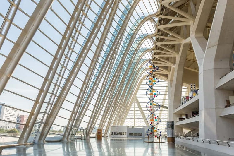 Valencia: Oceanogràfic, Hemisfèric & Science Museum Combo - Can you see all three attractions in one day?