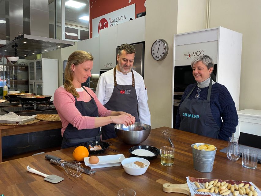 Valencia: Paella Workshop and Algiros Market Visit - Timing, access, and who should book