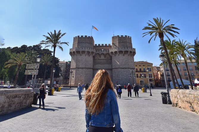 Valencia Private Walking Tour with Official Valencian Guide - Palau de la Generalitat and the palace quarter