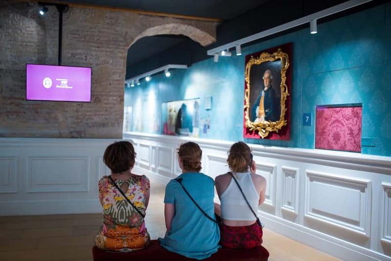 Valencia: San Nicolas, Silk Museum and Santos Juanes Church - Key points before you book