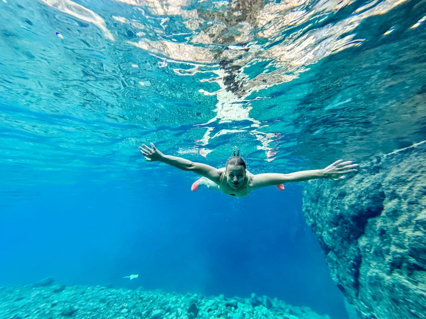 Valencia: Waterfalls and Thermal Springs Tour with Swimming - The Nomad Soul Retreat and the social side