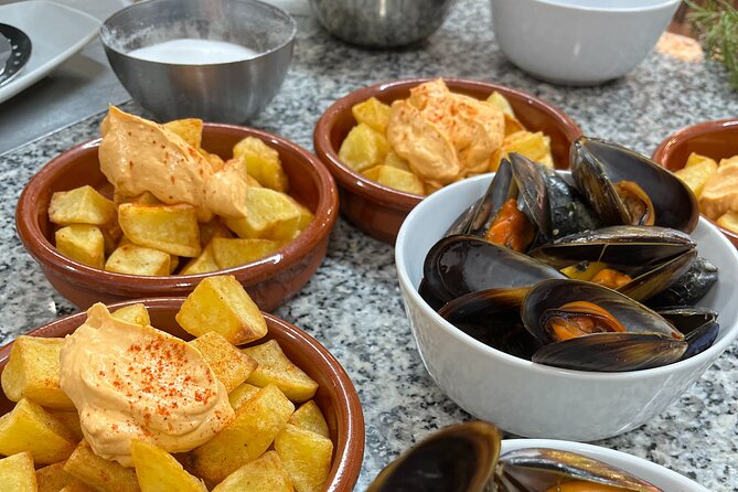 Valencian Paella Cooking Class, Tapas & Sangria - Evening - Who will get the most from this class?