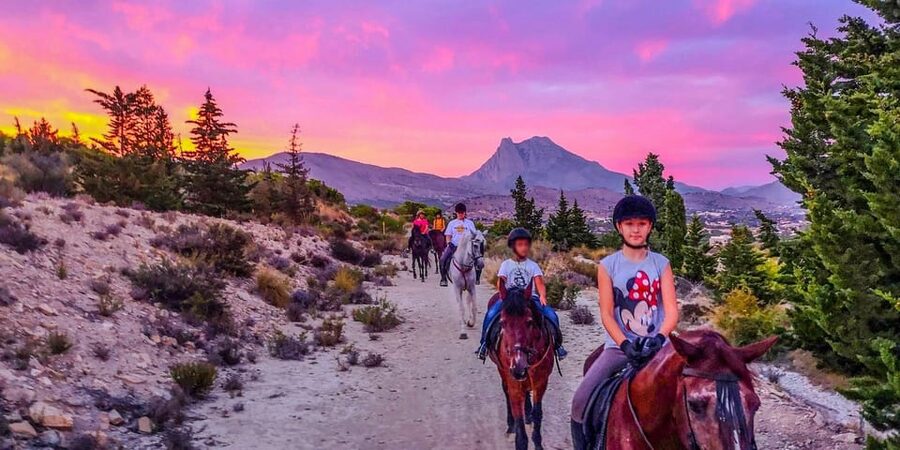 Villajoyosa Horseback Riding in the Mountains with sea views - Key points at a glance