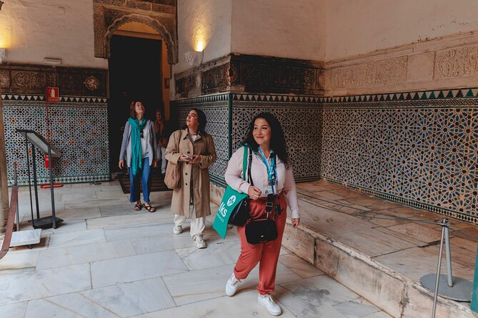 VIP Guided Seville Alcazar Pre-Opening, Cathedral & Old Town - Inside Seville Cathedral