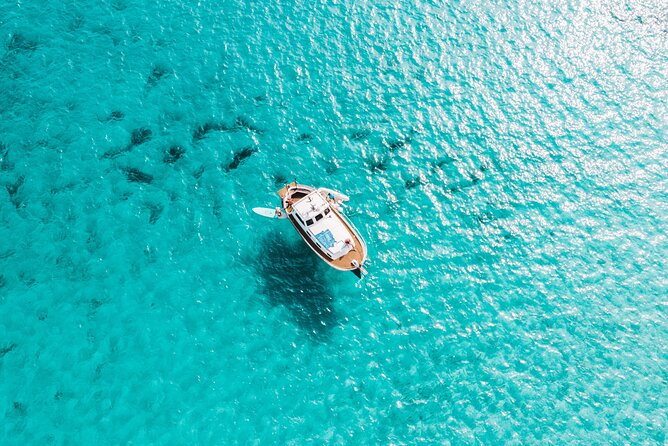 Visit the 8 most beautiful beaches in the South of Menorca Marenostrum - Cala Escorxada and the value of going by boat