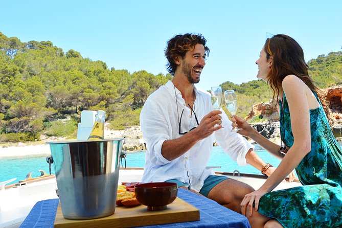 Visit the 8 most beautiful beaches in the South of Menorca Marenostrum - Cala Trebalúger, a quiet stretch of coast