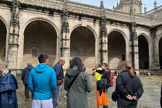 Visit to the Cathedral of Santiago + Portico de la Gloria Option - Avoiding the cathedral-only booking trap