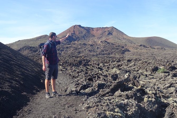 Volcano Trekking Tour (Timanfaya eruptions) - A three-hour route with a relaxed rhythm