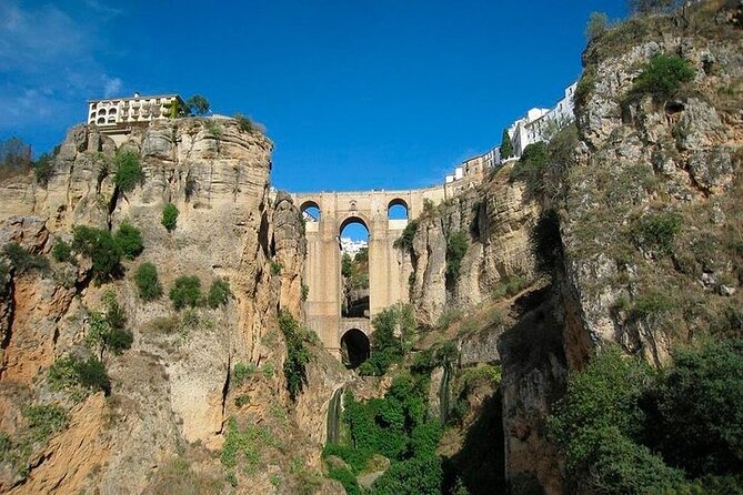 White Villages and Ronda Day Tour from Seville - Getting started in central Seville