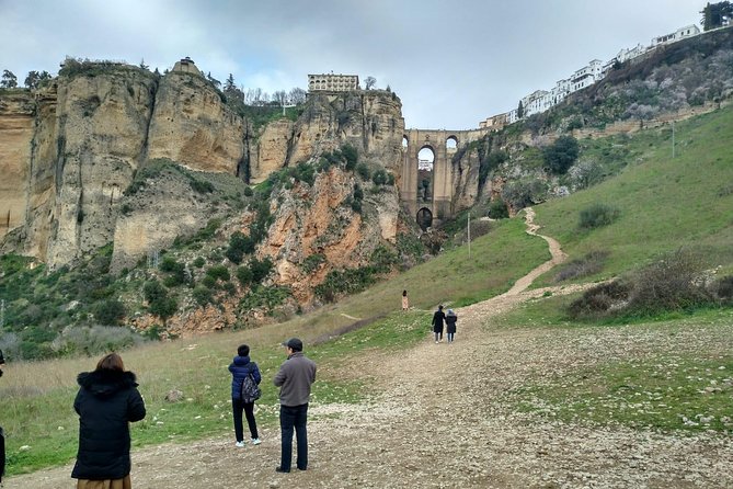 White Villages and Ronda Day Tour from Seville - Ronda and the famous New Bridge