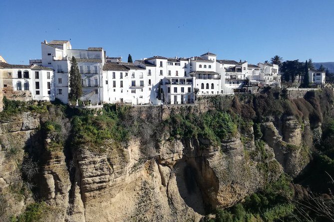 White Villages and Ronda Day Trip from Seville - What the small group changes