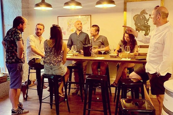 Wine Tasting near Plaza Mayor in Madrid - Learning Spanish wine without the stiff lecture